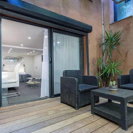 Hippocampe 住宿加早餐酒店 滨海萨纳里