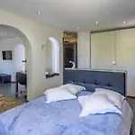 Hippocampe Bed & Breakfast 4*